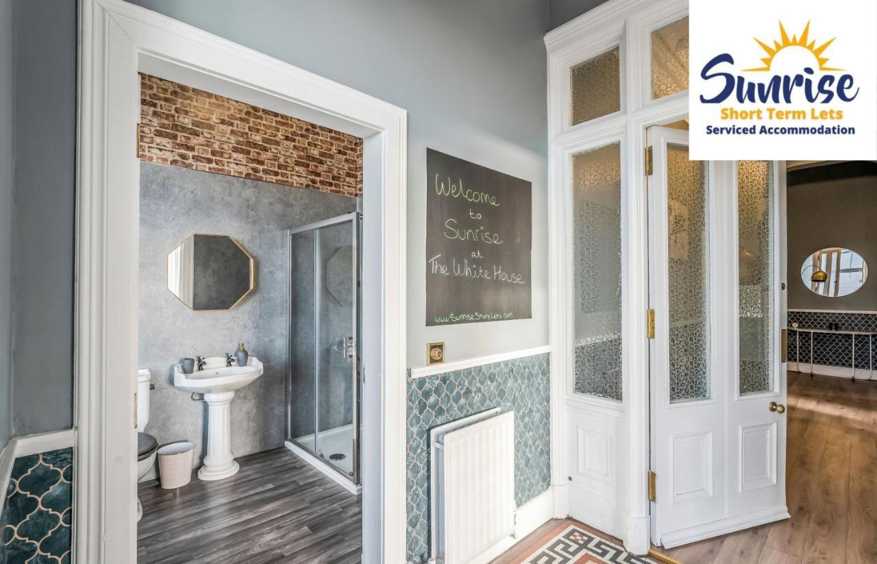Presidential Apartment, Family Home, Luxury Bedrooms, 2 Rooms, 1 King Bed, 2 Single Beds, Free Wifi, Free Parking, Tourists, Business Travelers, Relocation, Beautiful River Views, - Long Stays, Invoice And Reduced Price Are Only Via Sunrise Short Let Дънди Екстериор снимка