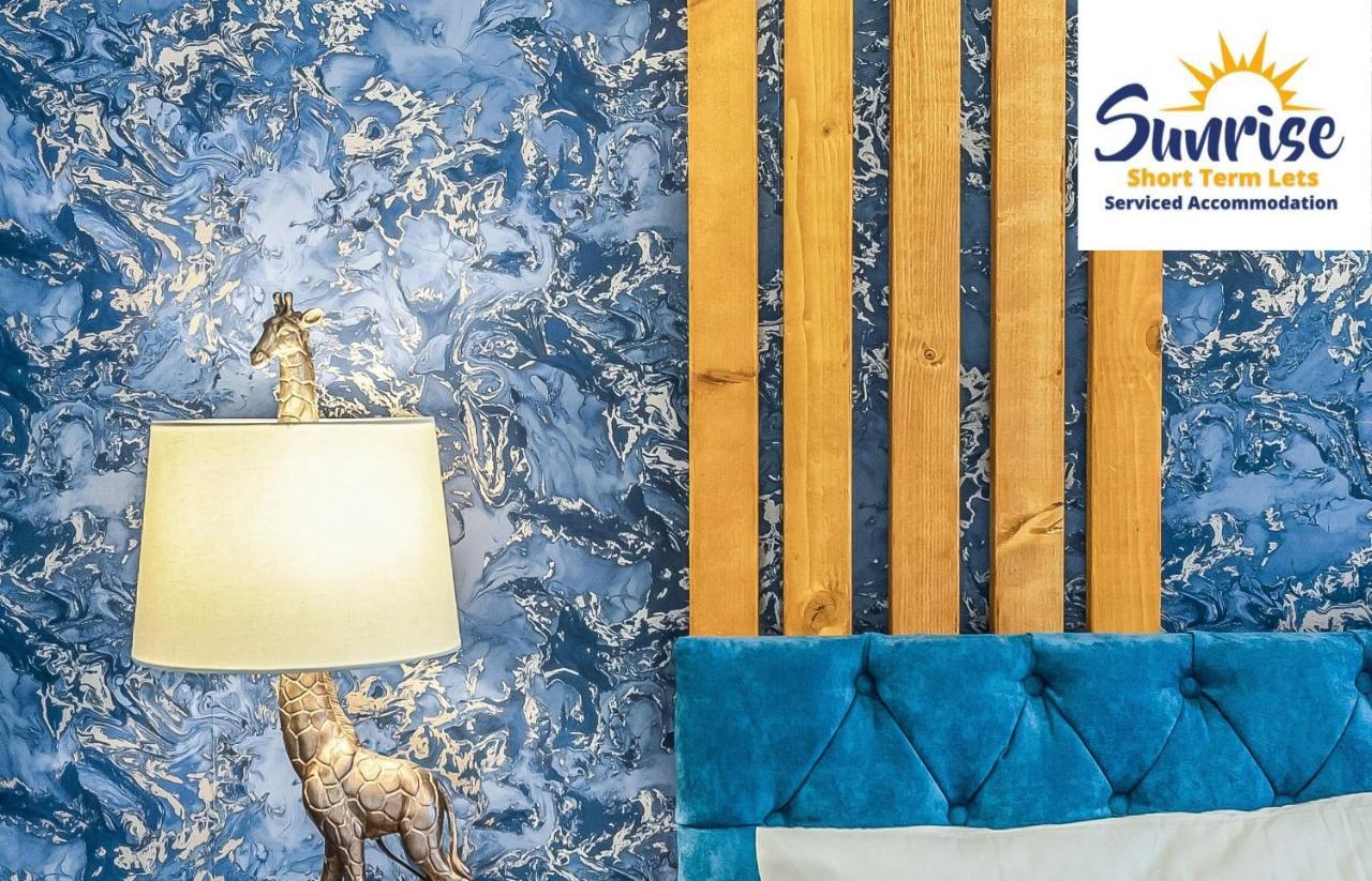 Presidential Apartment, Family Home, Luxury Bedrooms, 2 Rooms, 1 King Bed, 2 Single Beds, Free Wifi, Free Parking, Tourists, Business Travelers, Relocation, Beautiful River Views, - Long Stays, Invoice And Reduced Price Are Only Via Sunrise Short Let Дънди Екстериор снимка