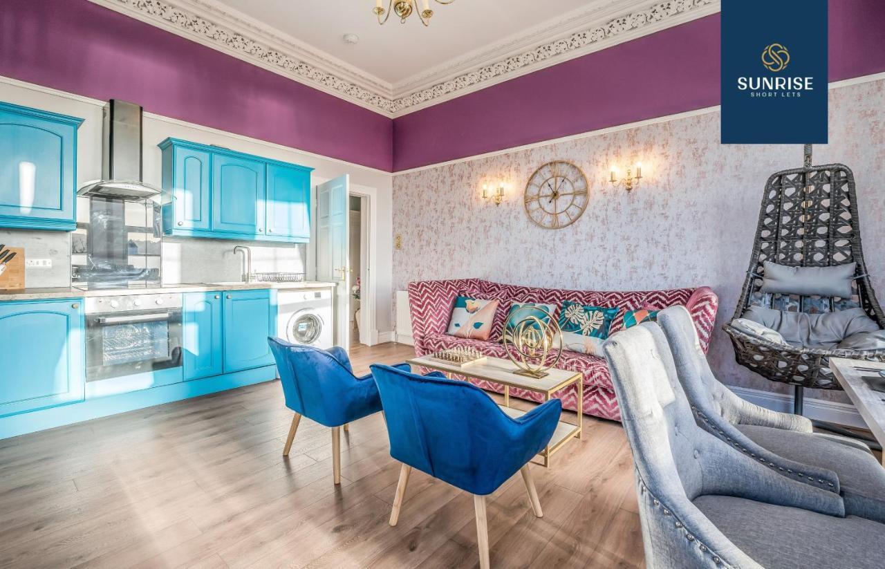 Presidential Apartment, Family Home, Luxury Bedrooms, 2 Rooms, 1 King Bed, 2 Single Beds, Free Wifi, Free Parking, Tourists, Business Travelers, Relocation, Beautiful River Views, - Long Stays, Invoice And Reduced Price Are Only Via Sunrise Short Let Дънди Екстериор снимка