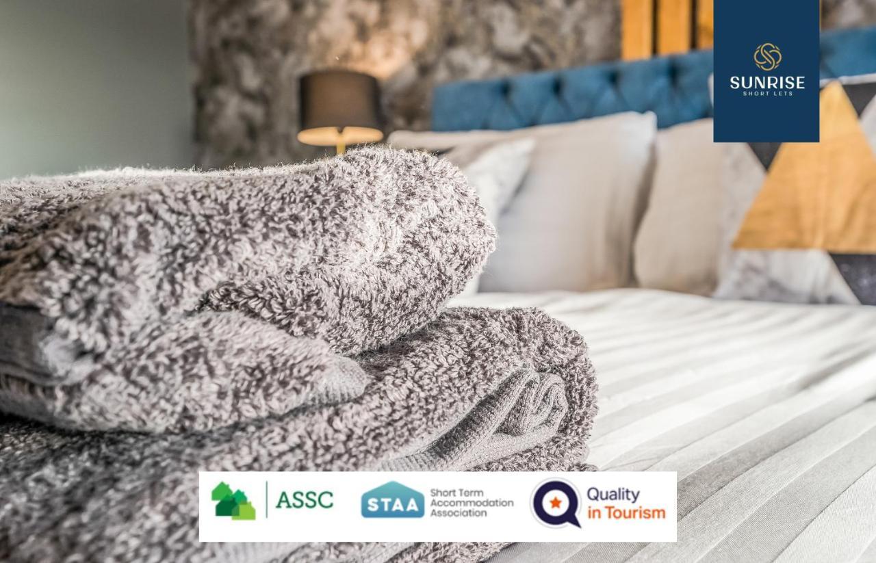 Presidential Apartment, Family Home, Luxury Bedrooms, 2 Rooms, 1 King Bed, 2 Single Beds, Free Wifi, Free Parking, Tourists, Business Travelers, Relocation, Beautiful River Views, - Long Stays, Invoice And Reduced Price Are Only Via Sunrise Short Let Дънди Екстериор снимка